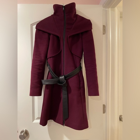 Wool coat - Picture 6 of 8
